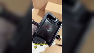4JJ1 Motor bevestiging